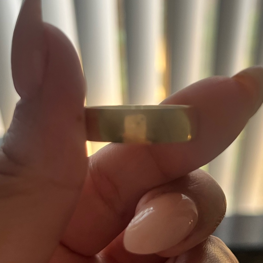 14k wedding band men’s size 10